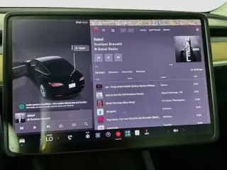 Tesla Model 3 2022 4dr Sedán