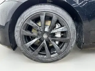 Tesla Model 3 2022 4dr Sedán