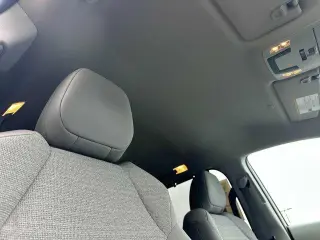 Toyota Sienna 2024 AWD LE 8 Pasajeros 4 Puertas Minivan