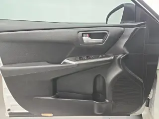 Toyota Camry 2017 SE 4dr Sedan