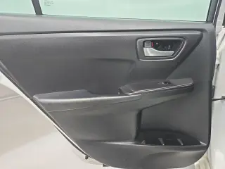 Toyota Camry 2017 SE 4dr Sedan