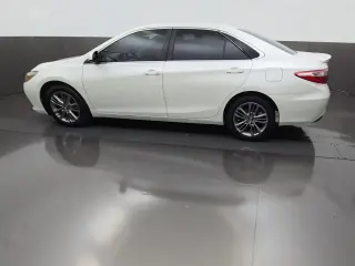 Toyota Camry 2017 SE 4dr Sedan