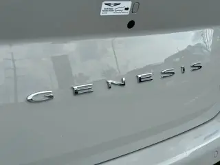 Genesis G70 2025 3.3T Sport Advanced Sedán 4 puertas