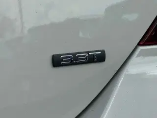 Genesis G70 2025 3.3T Sport Advanced Sedán 4 puertas