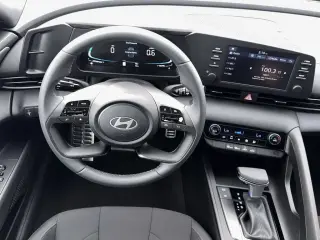 Hyundai ELANTRA 2026 SEL Sport 4dr Sedan