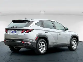 Hyundai TUCSON 2024 SE 4p SUV