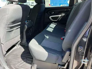 Nissan Titan 2019 4x4 S 4dr Crew Cab