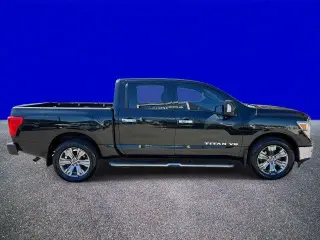 Nissan Titan 2019 4x4 S 4dr Crew Cab