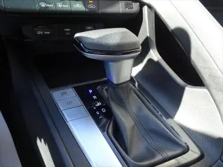 Hyundai ELANTRA 2023 SEL 4p Sedan