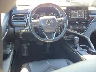 Toyota Camry 2024 SE 4p Sedano