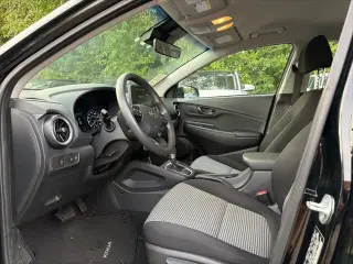 Hyundai KONA 2023 AWD SE 4dr Crossover