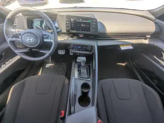 Hyundai ELANTRA 2026 SEL Sport Sedán 4 puertas