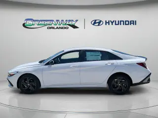 Hyundai ELANTRA 2026 SEL Sport Sedán 4 puertas