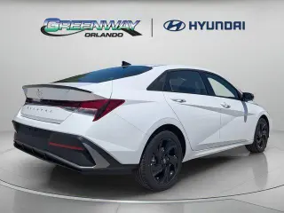 Hyundai ELANTRA 2026 SEL Sport Sedán 4 puertas