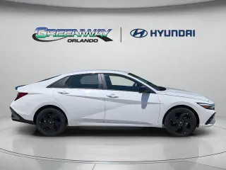 Hyundai ELANTRA 2026 SEL Sport 4dr Sedan