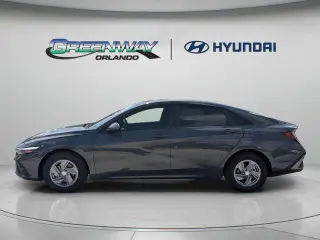 Hyundai ELANTRA 2026 SE 4dr Sedán