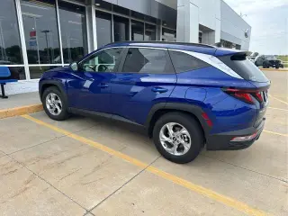 Hyundai TUCSON 2024 SEL SUV de 4 puertas