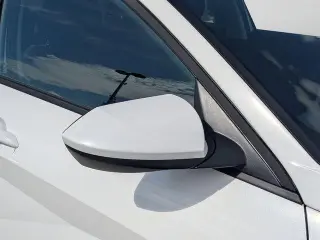 Hyundai ELANTRA 2026 SE 4dr Sedan