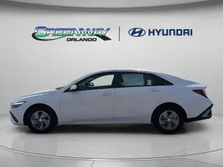 Hyundai ELANTRA 2026 SE 4dr Sedan