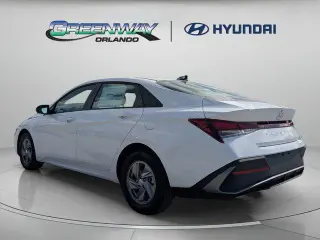 Hyundai ELANTRA 2026 SE 4dr Sedan