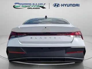 Hyundai ELANTRA 2026 SE 4dr Sedan