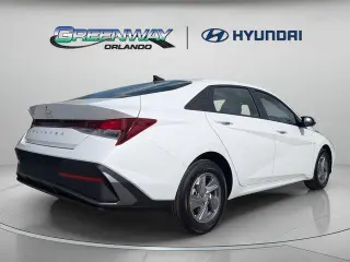 Hyundai ELANTRA 2026 SE 4dr Sedan