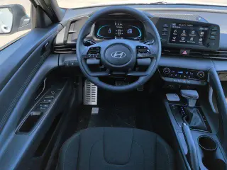 Hyundai ELANTRA 2026 SEL Sport Sedán 4 puertas