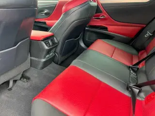 Lexus ES 300h 2024 F SPORT Design 4dr Sedan