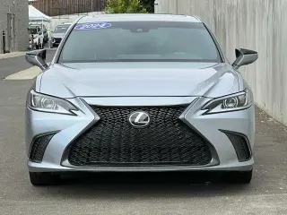 Lexus ES 300h 2024 F SPORT Design 4dr Sedan
