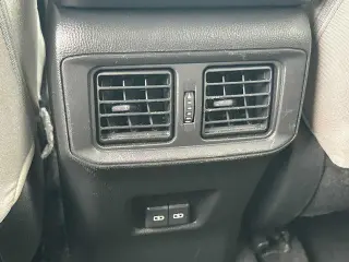 Toyota RAV4 Hybrid 2022 AWD XLE 4dr SUV