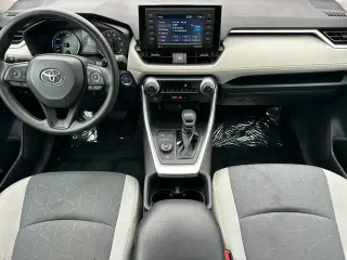 Toyota RAV4 Hybrid 2022 AWD XLE 4dr SUV