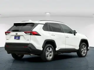 Toyota RAV4 Hybrid 2022 AWD XLE 4dr SUV