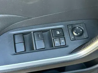 Toyota RAV4 Hybrid 2023 AWD LE 4p SUV