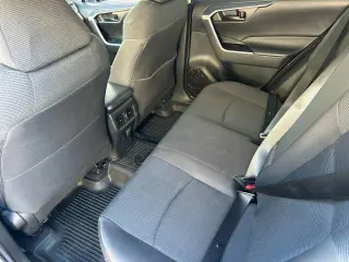 Toyota RAV4 Hybrid 2023 AWD LE 4p SUV