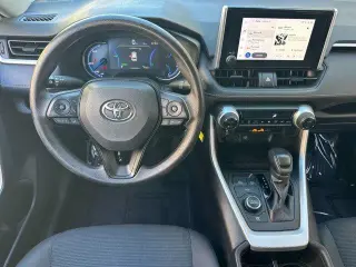 Toyota RAV4 Hybrid 2023 AWD LE 4p SUV