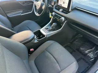 Toyota RAV4 Hybrid 2023 AWD LE 4p SUV
