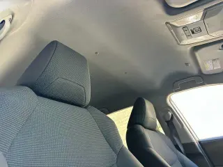 Toyota RAV4 Hybrid 2023 AWD LE 4p SUV