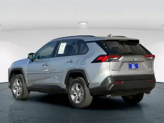 Toyota RAV4 Hybrid 2023 AWD LE 4p SUV
