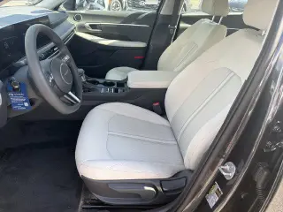 Hyundai SONATA 2026 SE 4p Sedana