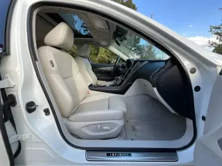 INFINITI Q50 2017 Rojo Sport 400 4p Sedan