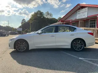 INFINITI Q50 2017 Rojo Sport 400 4p Sedan