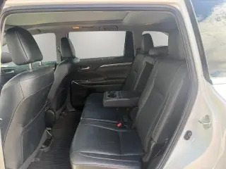 Toyota Highlander 2019 AWD Limited 4dr SUV