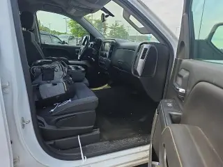 Chevrolet Silverado 1500 2017 4x2 LT 4 puertas Cabina de tripulación 1.8 m SB