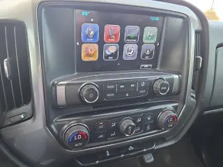 Chevrolet Silverado 1500 2017 4x2 LT 4 puertas Cabina de tripulación 1.8 m SB
