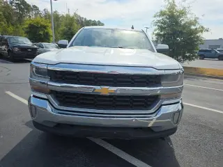 Chevrolet Silverado 1500 2017 4x2 LT 4 puertas Cabina de tripulación 1.8 m SB