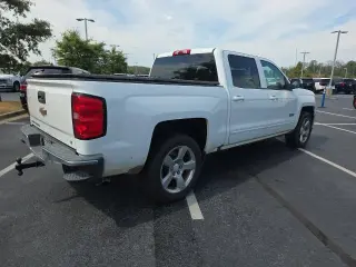 Chevrolet Silverado 1500 2017 4x2 LT 4 puertas Cabina de tripulación 1.8 m SB
