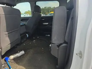 Chevrolet Silverado 1500 2017 4x2 LT 4 puertas Cabina de tripulación 1.8 m SB