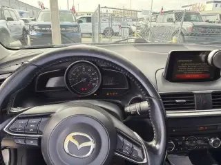 Mazda Mazda3 2018 Touring 4dr Sedán 6M