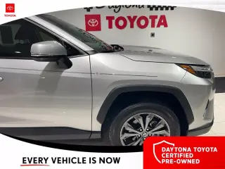 Toyota RAV4 Híbrido 2025 AWD XLE Premium 4puertas SUV
