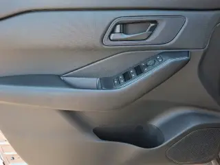 Nissan Rogue 2024 AWD S, crossover de 4 puertas